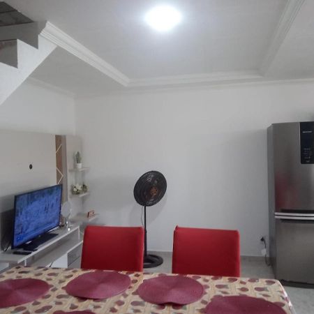 Apartamento Duplex Mobiliado Em Sao Pedro Da Aldeia Exterior photo