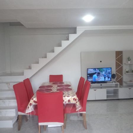 Apartamento Duplex Mobiliado Em Sao Pedro Da Aldeia Exterior photo